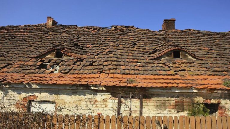 The Roof Problems North Texas Homeowners Should Not Ignore After High Winds