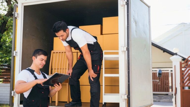 What Texans should check before hiring a mover during peak moving season