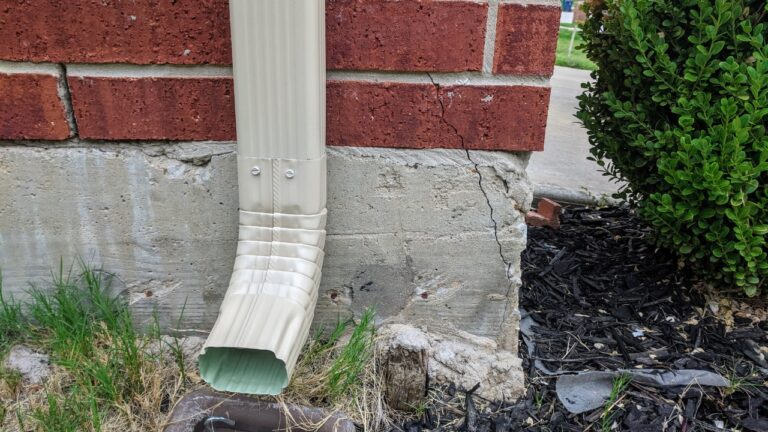 Why Texas Foundations Crack — and When Homeowners Should Start Worrying