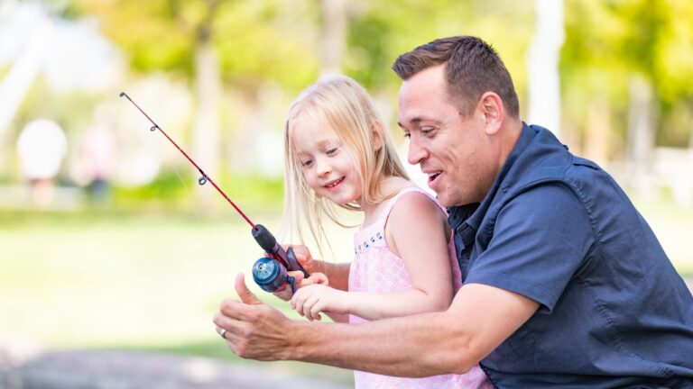 Dad Refuses to Let His 5-Year-Old Daughter Be Shut Out of a “Father-Son” Fishing Tradition — and His Friends Say She’ll Ruin the Trip