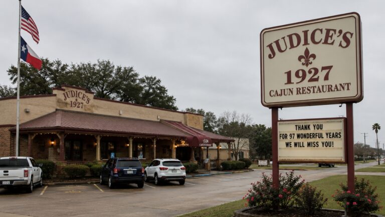 Beloved Southeast Texas Cajun Restaurant Closes Just Shy of 100 Years
